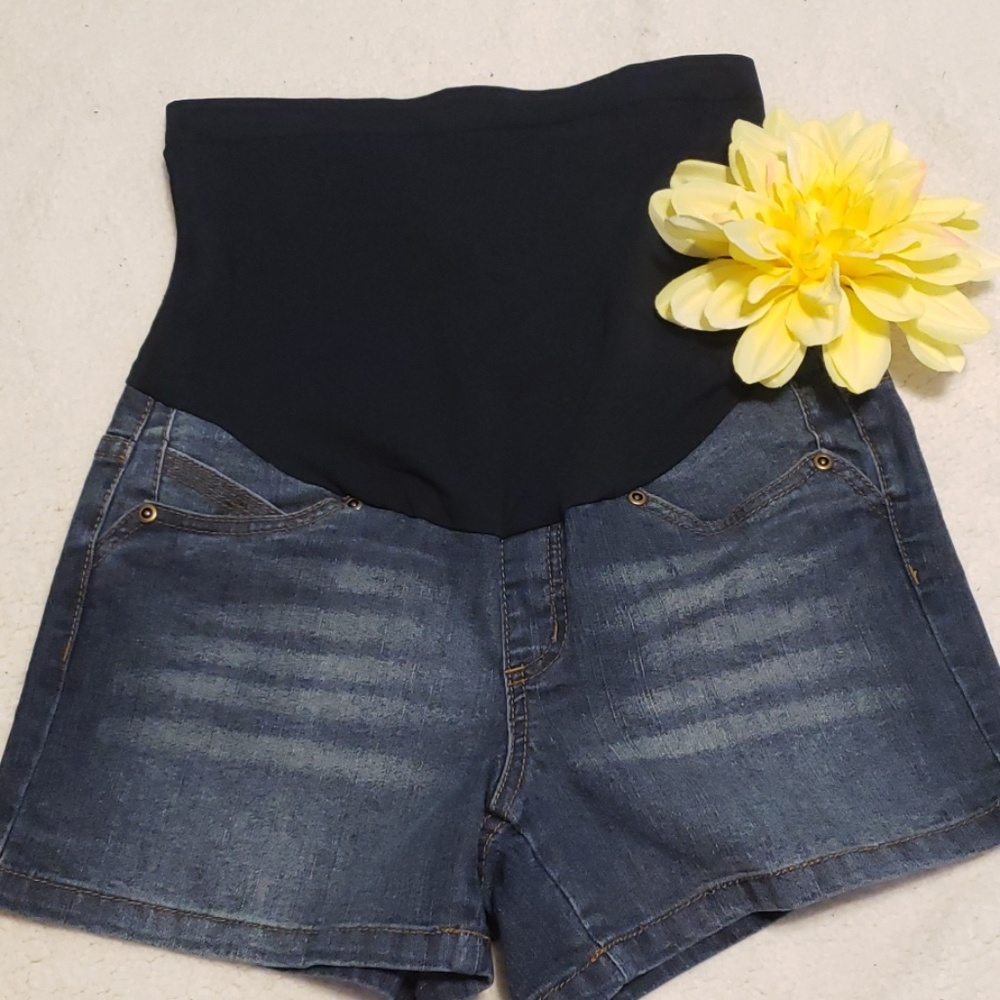 Maternity Stretch Jean Shorts